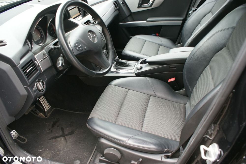 Mercedes-Benz GLK - 14