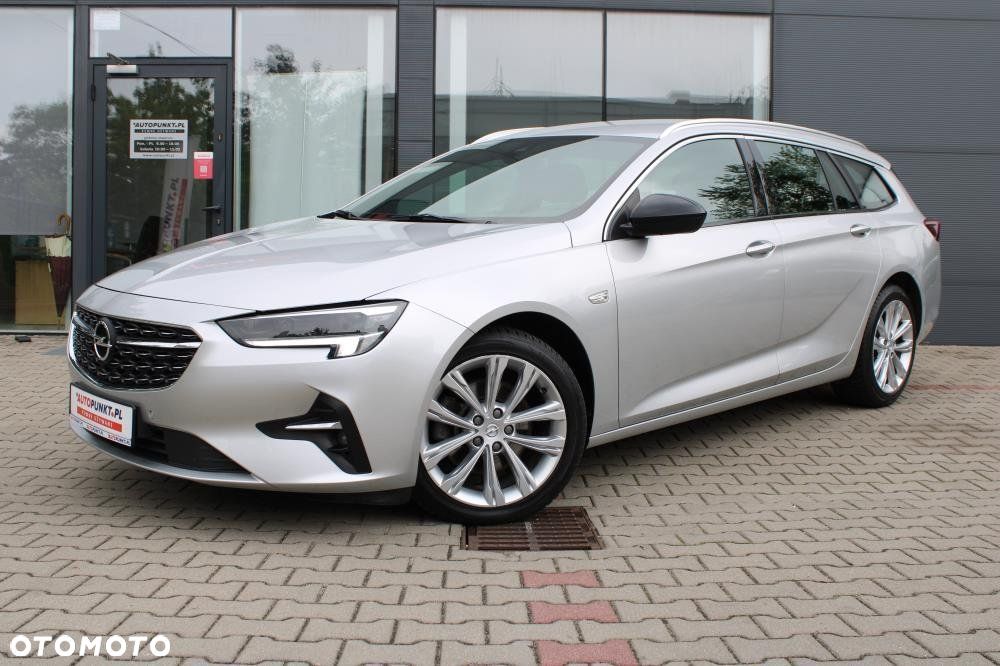 Opel Insignia - 1