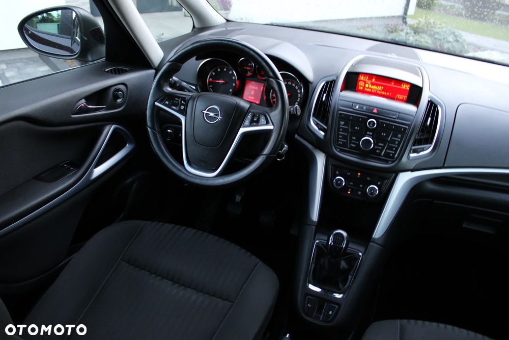 Opel Zafira 1.4 T Cosmo - 7