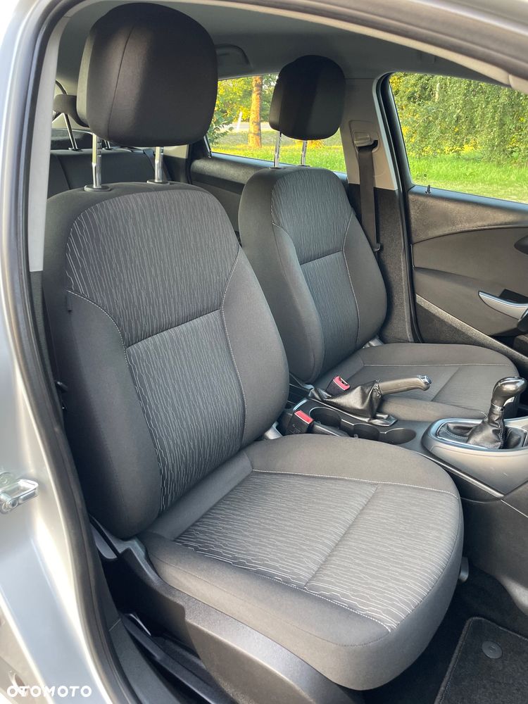 Opel Astra 1.3 CDTI Essentia ecoFLEX - 15