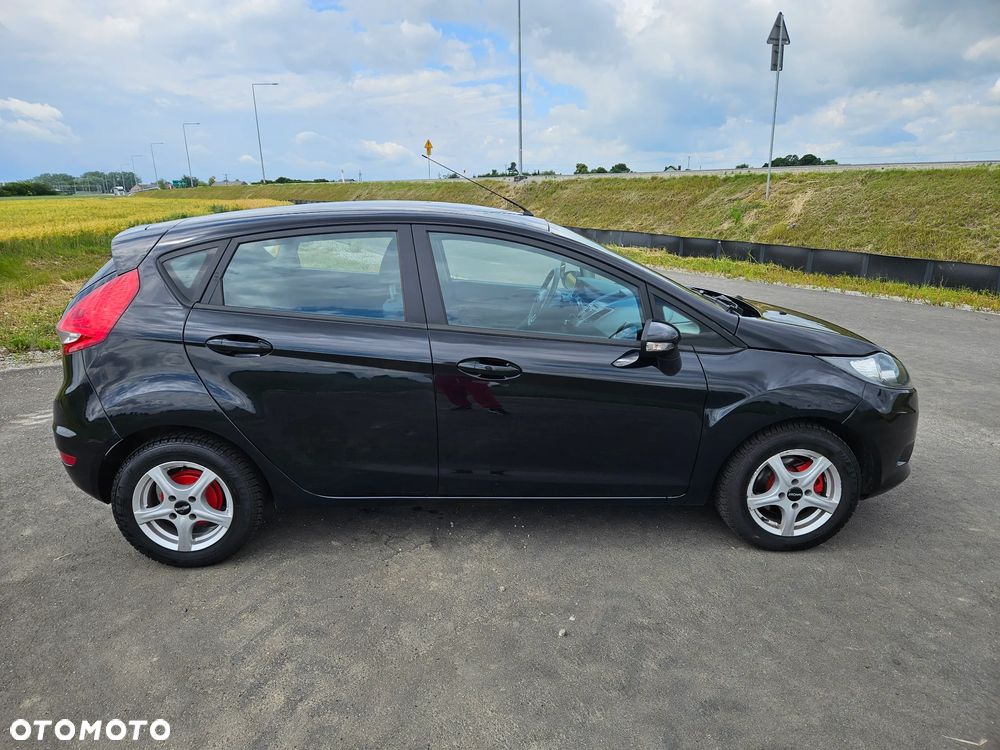 Ford Fiesta 1.4 Ghia - 4