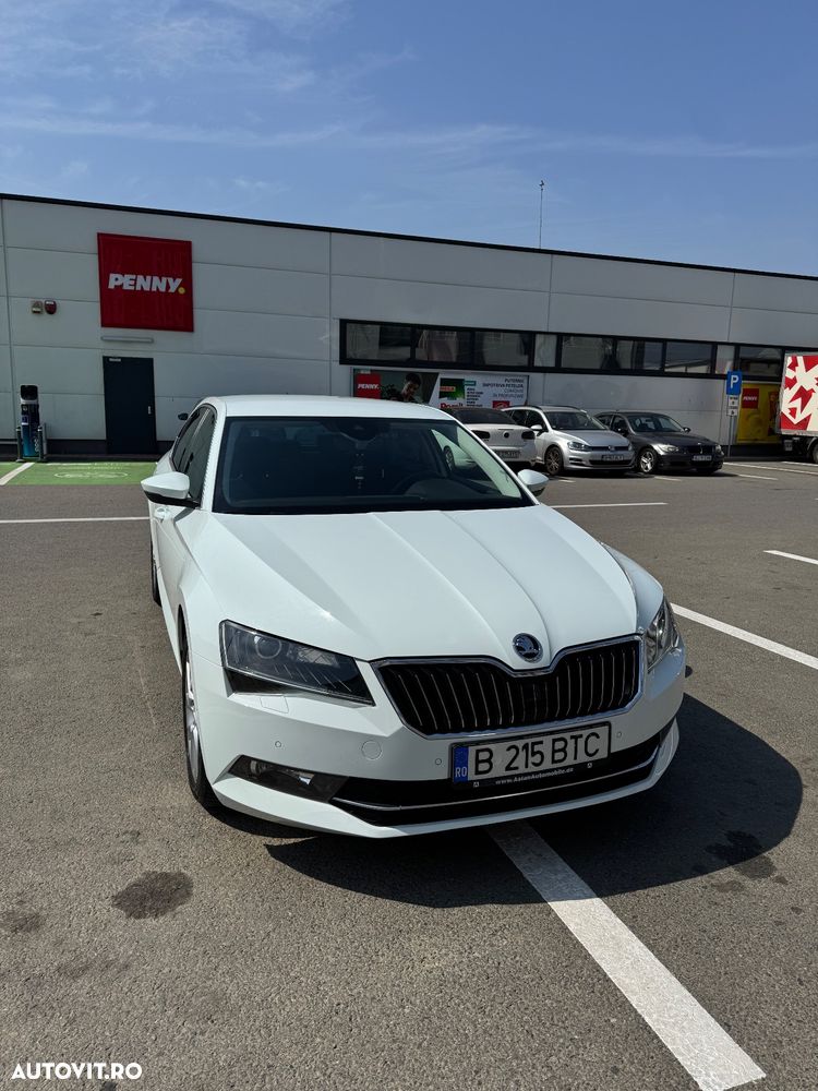 Skoda Superb 2.0 TDI DSG Style - 1