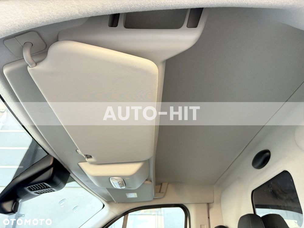 Ford Transit - 26