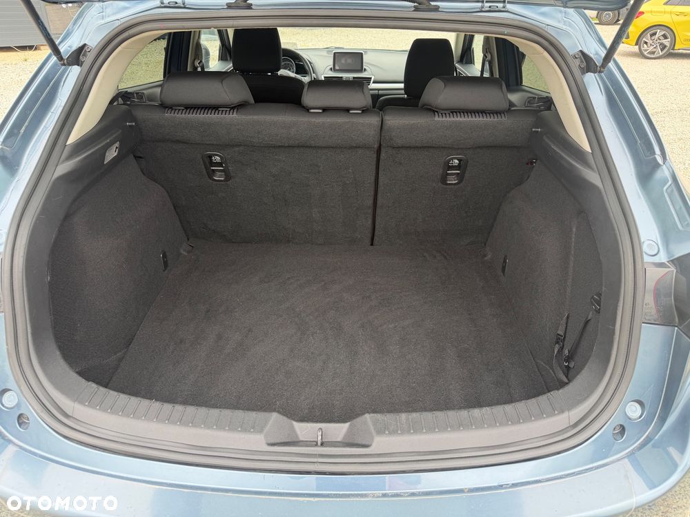 Mazda 3 SKYACTIV-G 120 NAKAMA - 25
