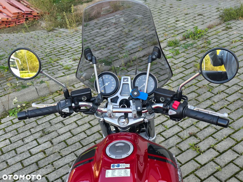 Honda CB - 15