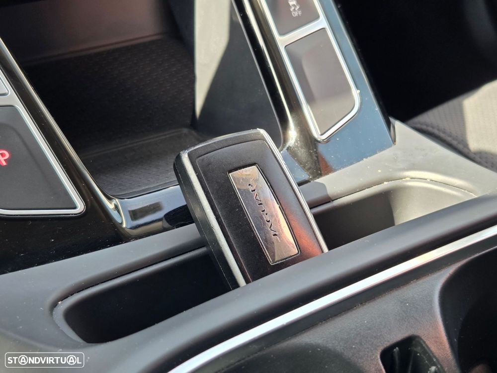 Jaguar I-Pace EV400 R-Dynamic SE AWD - 49