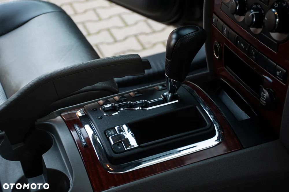 Jeep Grand Cherokee 3.0 CRD Automatik Limited - 23