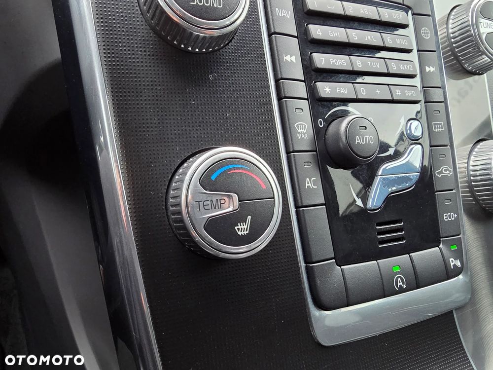 Volvo V60 T4 Geartronic R-Design - 22