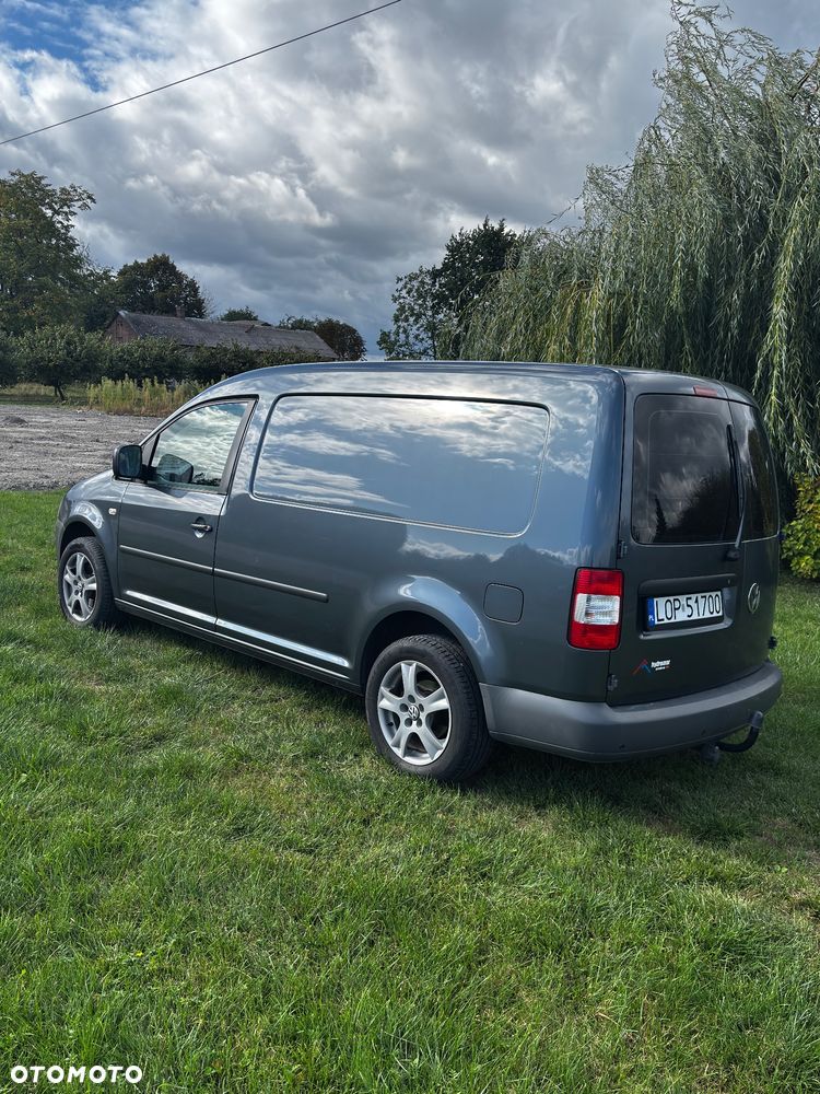 Volkswagen Caddy Maxi - 3