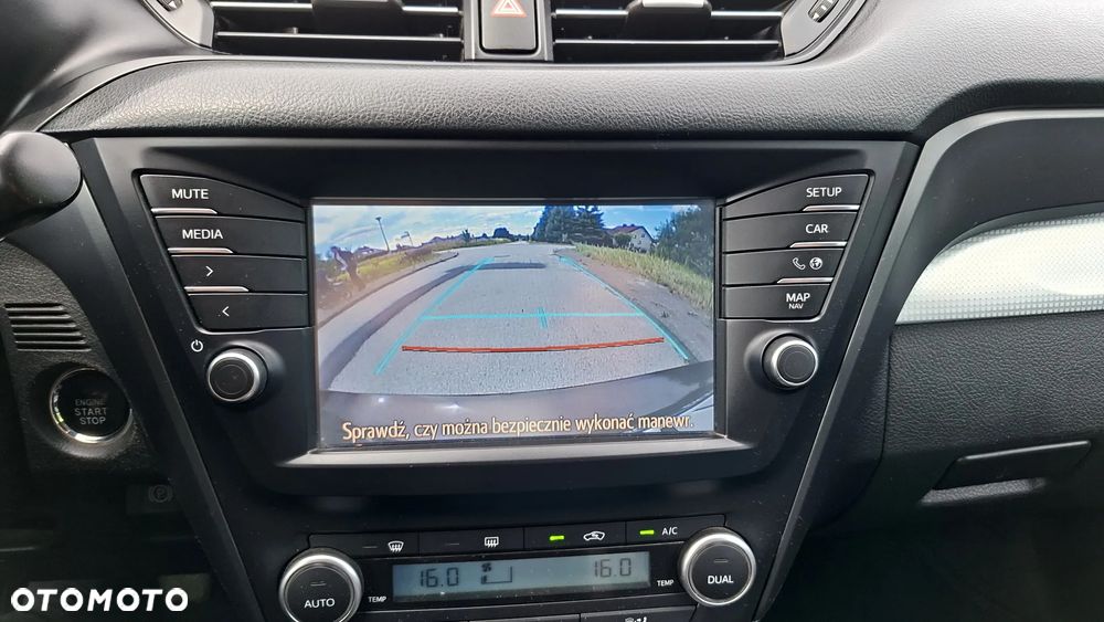 Toyota Avensis 2.0 D-4D Premium - 40