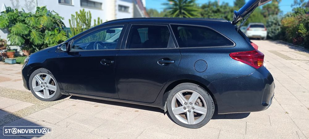 Toyota Auris Touring Sports 1.4 D-4D Comfort+Pack Sport - 8