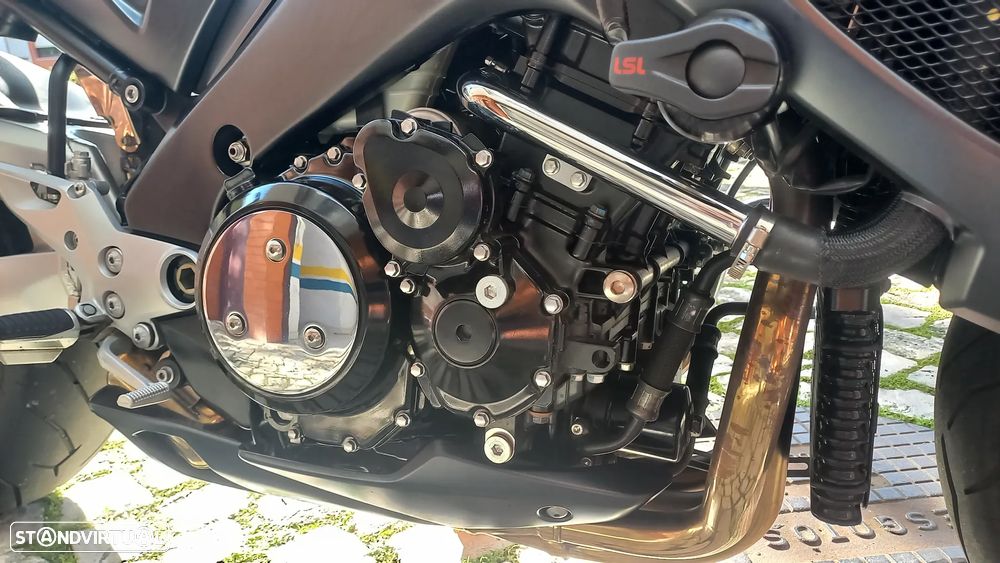 Suzuki B-King - 13
