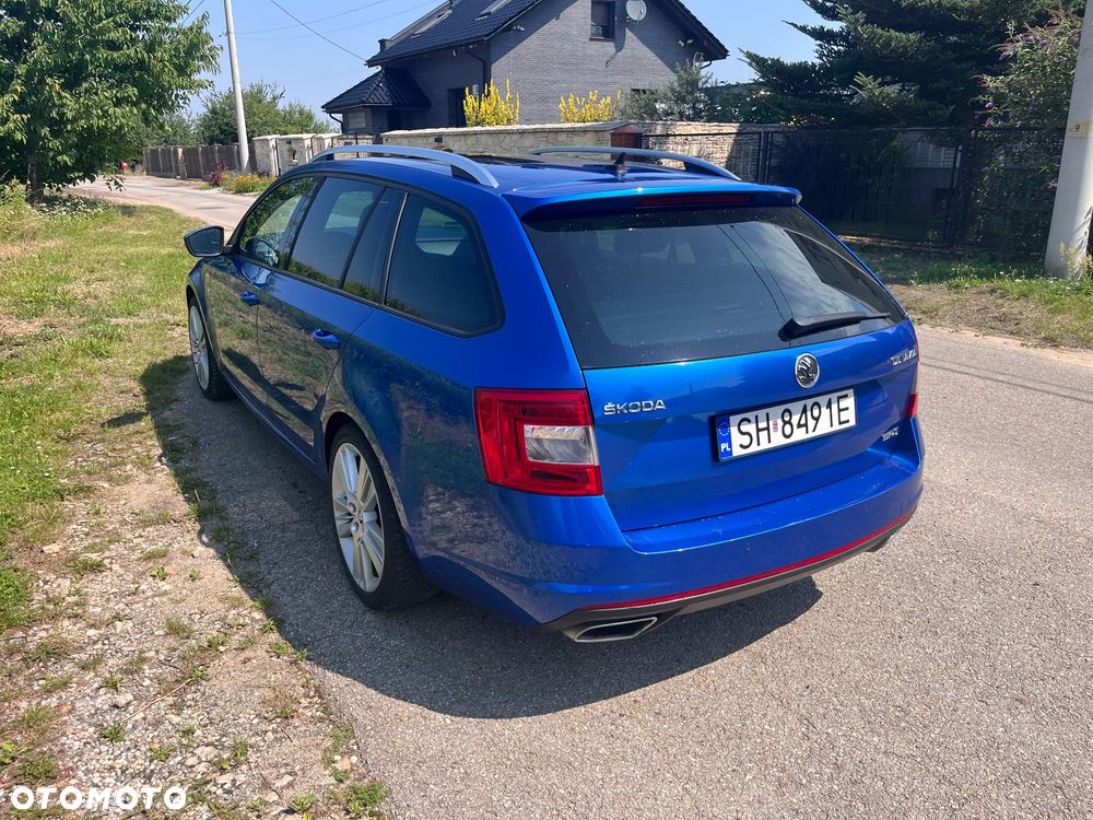 Skoda Octavia 2.0 TDI RS DSG - 9