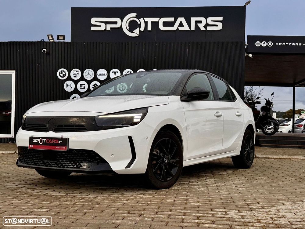 Opel Corsa 1.2 T GS - 2