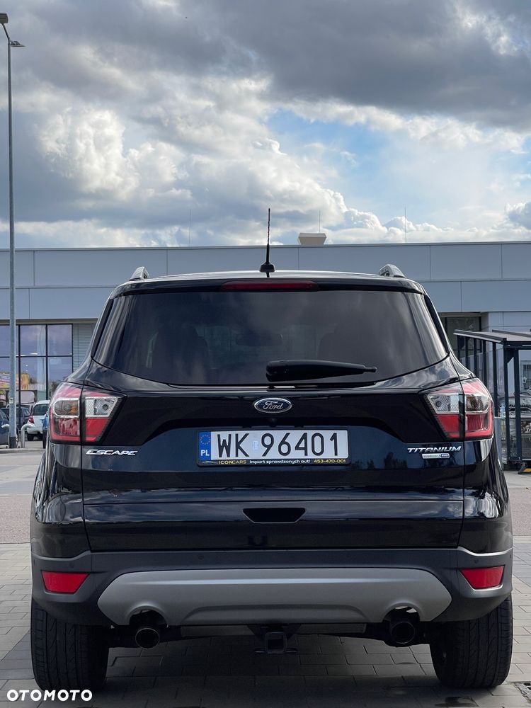 Ford Escape 2.0 EcoBoost AWD Titanium - 2