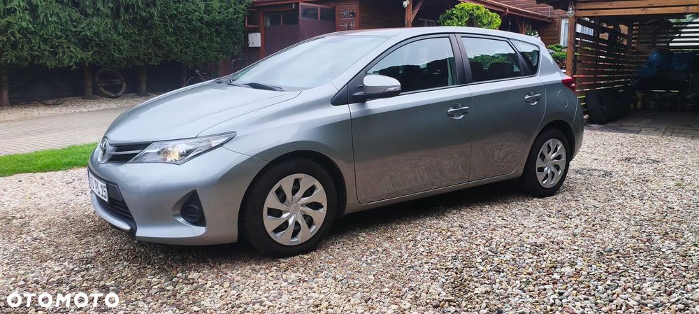 Toyota Auris - 5