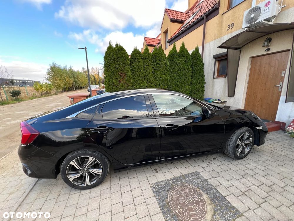 Honda Civic 2020 photo 2