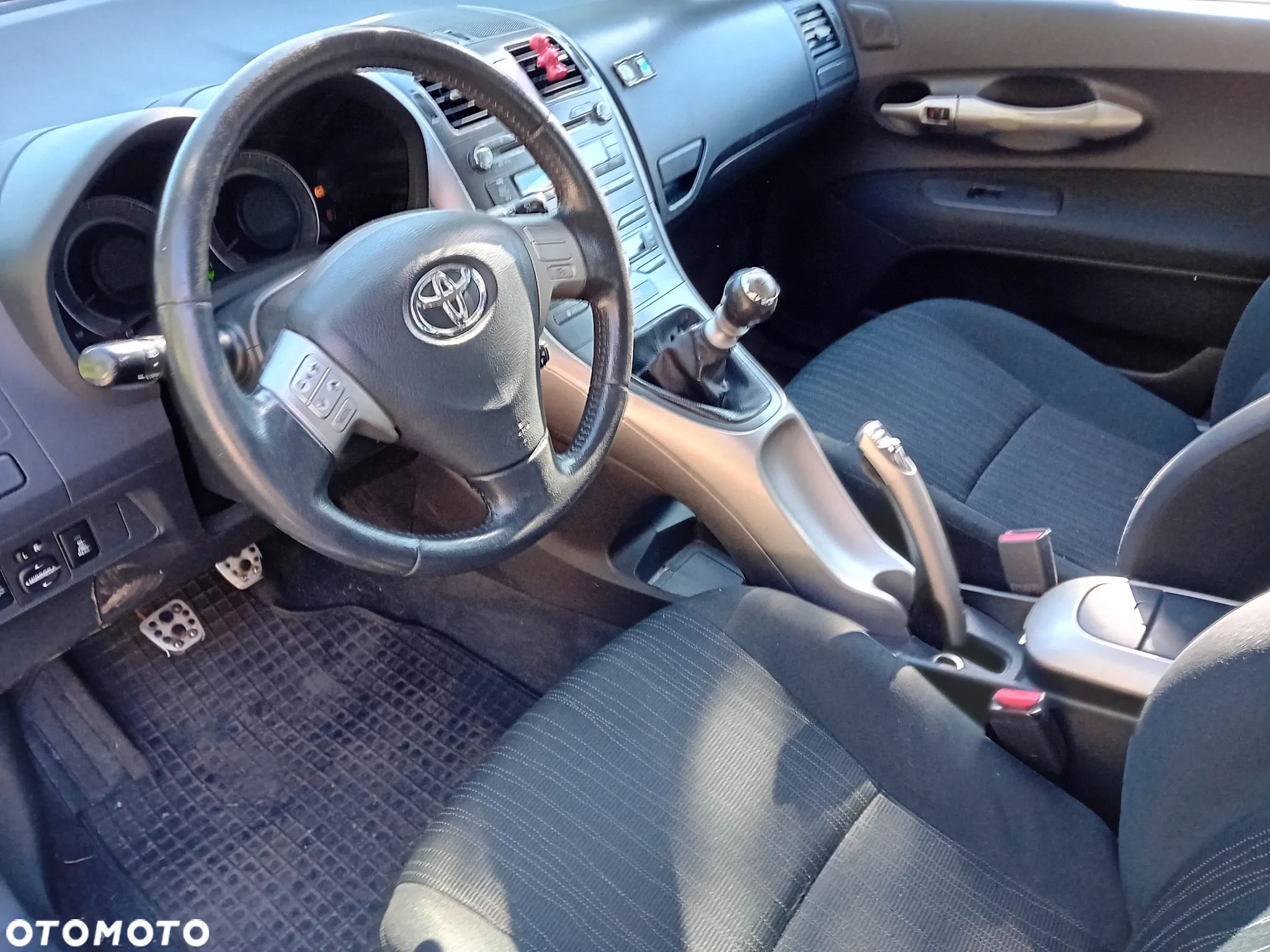 *TOYOTA AURIS* Samochód na części - 8