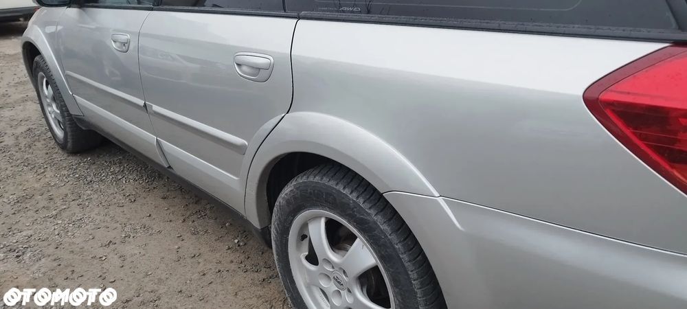 Subaru Outback - 3