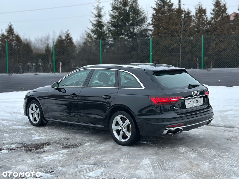 Audi A4 Avant - 16