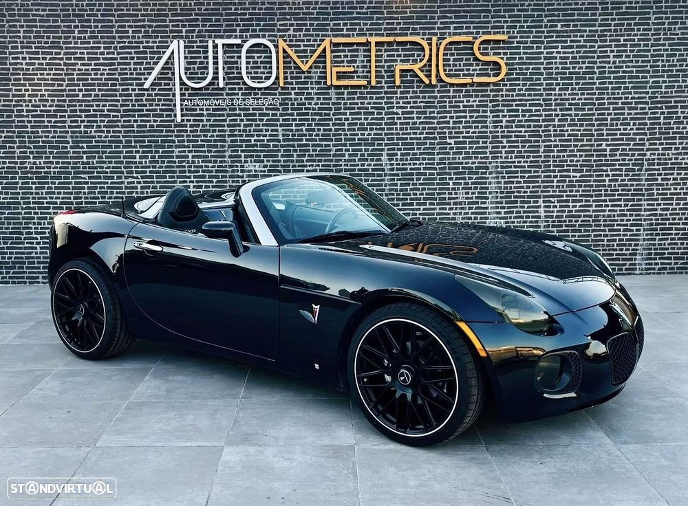 Pontiac Solstice - 3