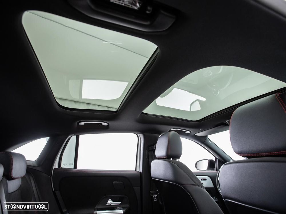 Mercedes-Benz GLA 250 4Matic 8G-DCT - 14