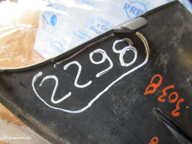 Grelha Friso 5K0853666A VW GOLF 6 2011 1.4I 80Cv 3P Preto FD GRE PC - 4