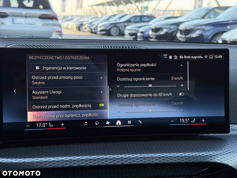 BMW Seria 3 330i xDrive M Sport - 40