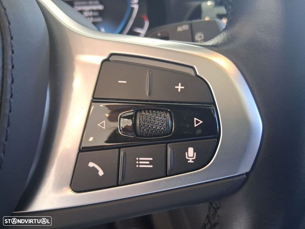 BMW iX3 M Sport Impressive - 18