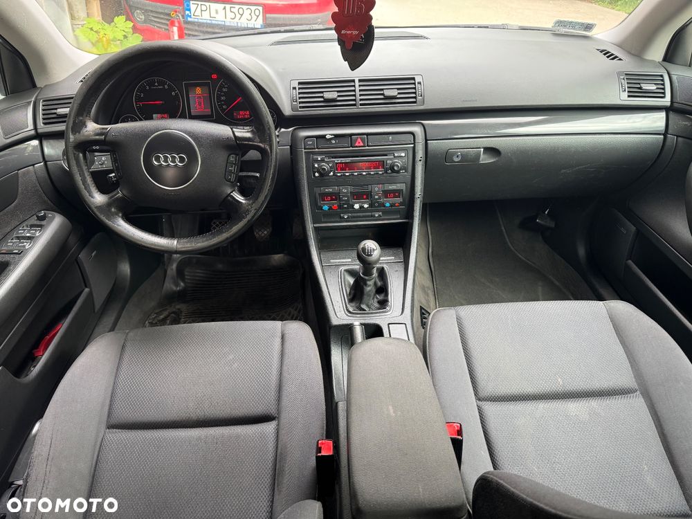 Audi A4 Avant - 7