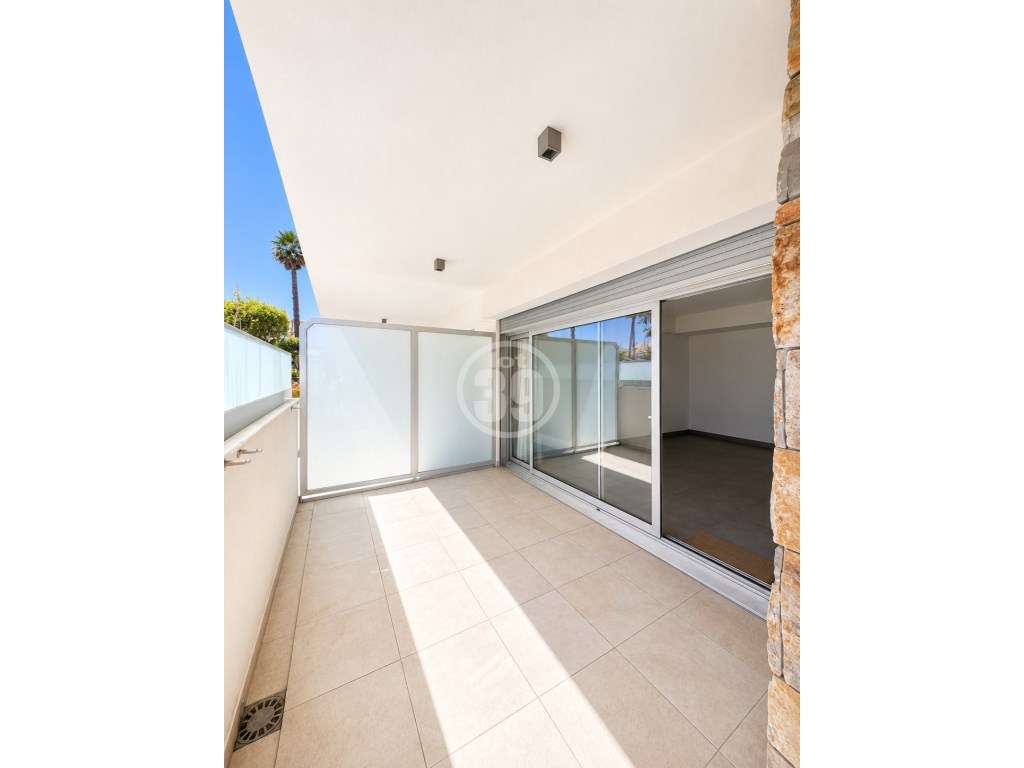 Apartamento T1 Como Novo em Condomínio Exclusivo com Piscina na Cob... - Grande imagem: 4/31