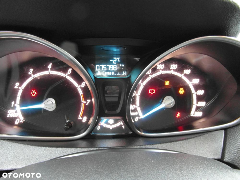 Ford B-MAX 1.4 SYNC Edition - 31