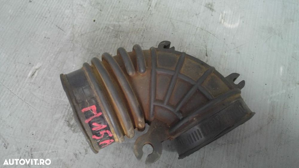 furtun admisie aer 1.5 b m15a suzuki ignis swift dupa 2003