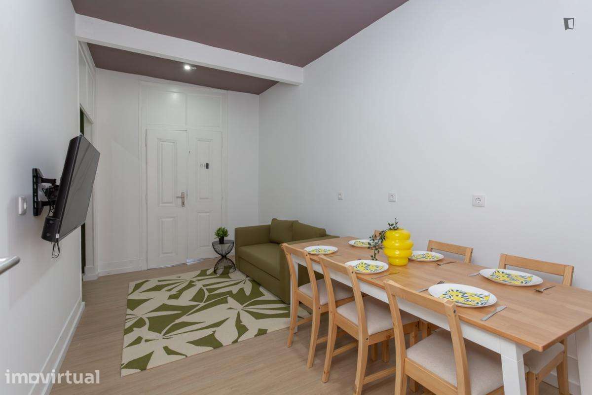 Quarto - localizado em Santos Lisbon - Grande imagem: 3/10