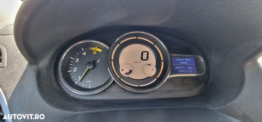 Renault Megane 1.5 dCi Expression - 10