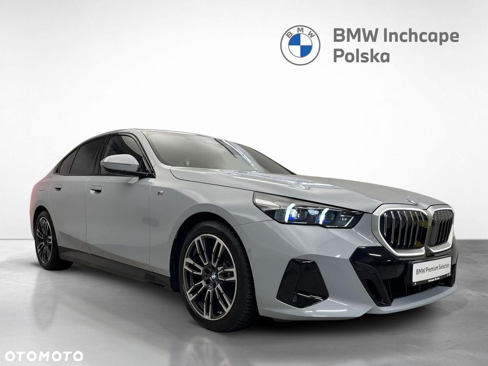 BMW Seria 5 520d xDrive mHEV M Sport - 8