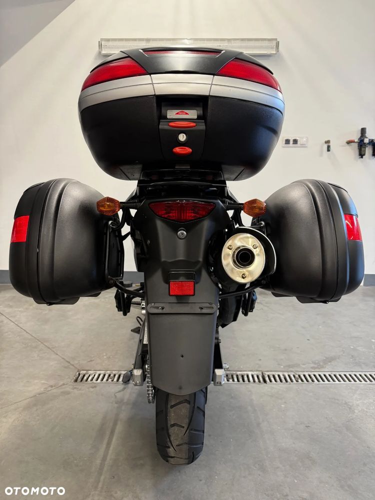 Suzuki V-STROM - 40