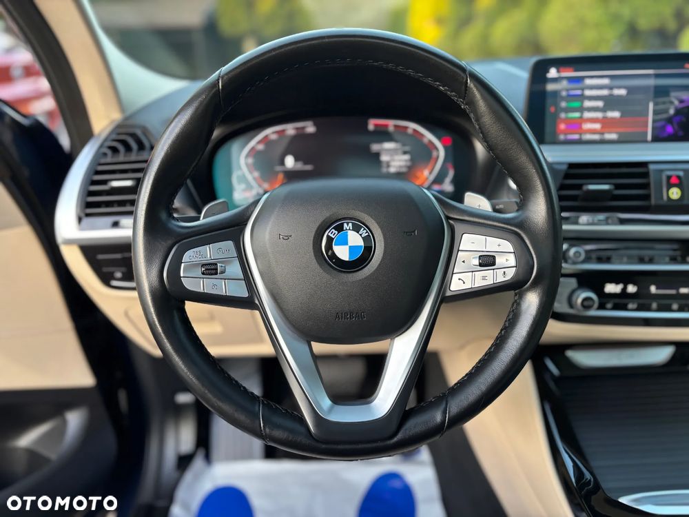 BMW X4 xDrive20d - 27