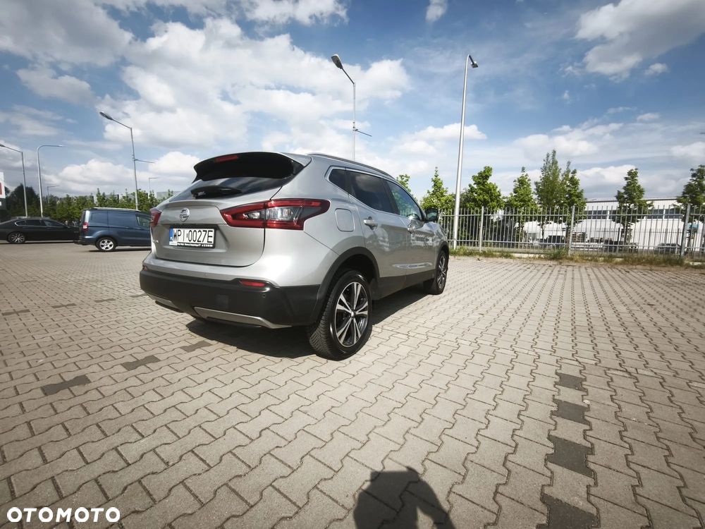Nissan Qashqai 1.3 DIG-T N-Connecta - 10