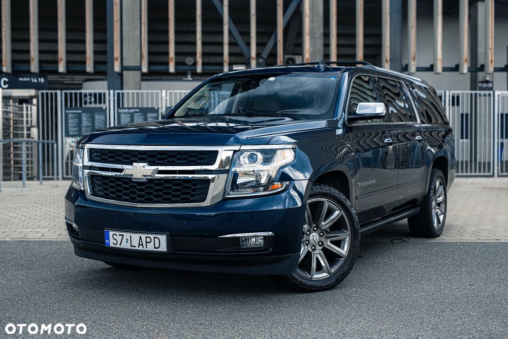 Chevrolet Suburban - 11