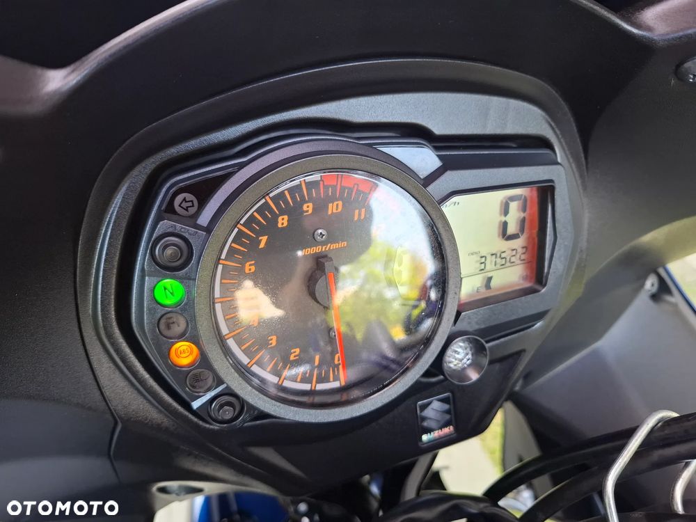 Suzuki GSX - 8