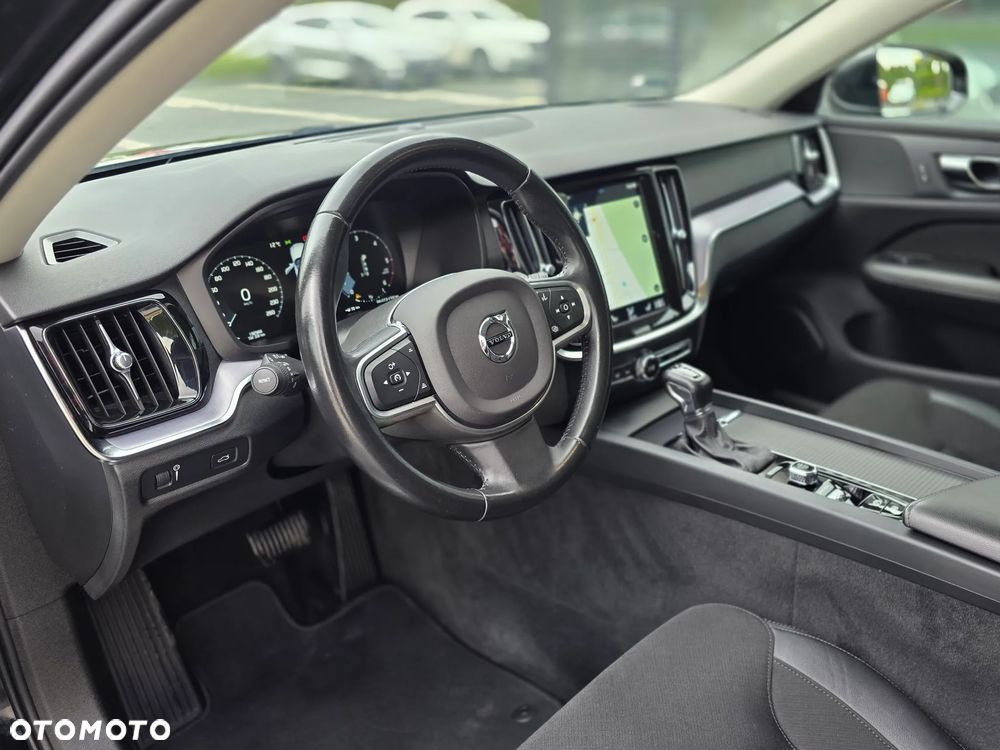 Volvo V60 D3 AWD Momentum Pro - 16
