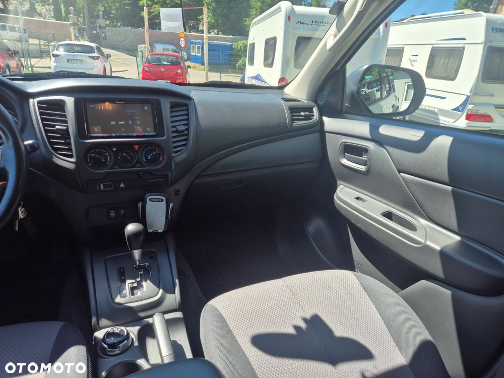 Mitsubishi L200 Pick Up 4x4 S&S Autm Double Cab Plus - 25