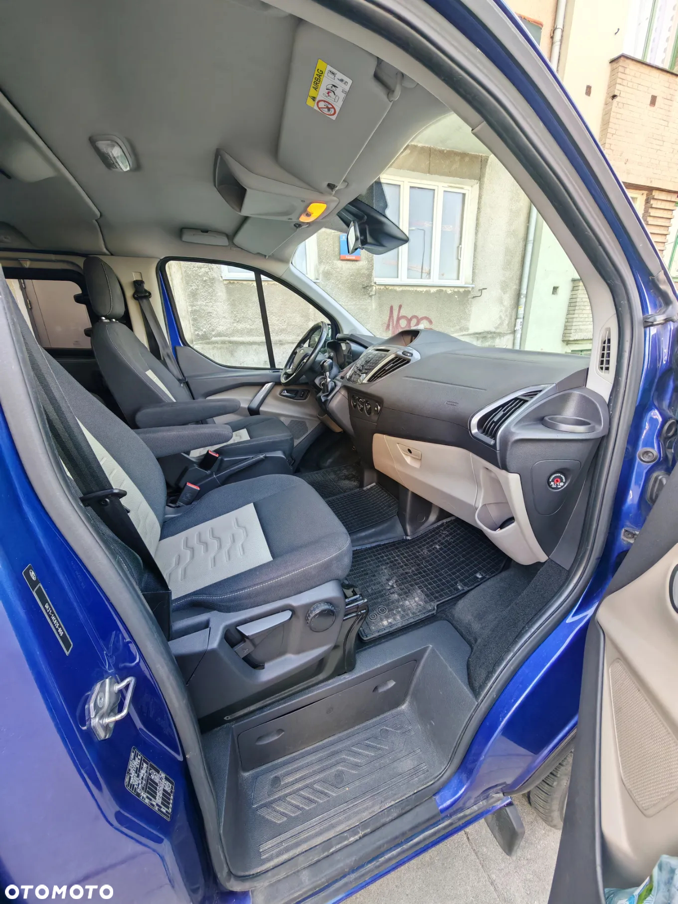 Ford Tourneo Custom 2.0 TDCi L1 Titanium - 10
