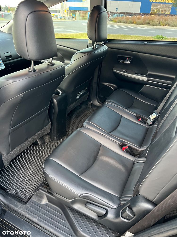 Toyota Prius+ Hybrid 135 Premium - 12