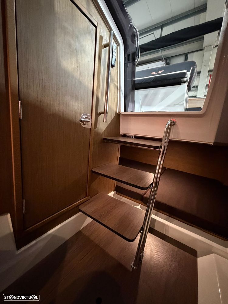 Beneteau 8.8 Sundeck - 13