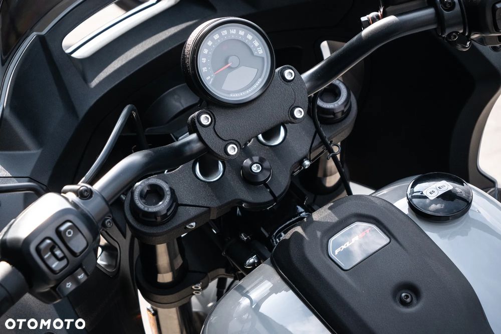 Harley-Davidson Softail Low Rider - 16