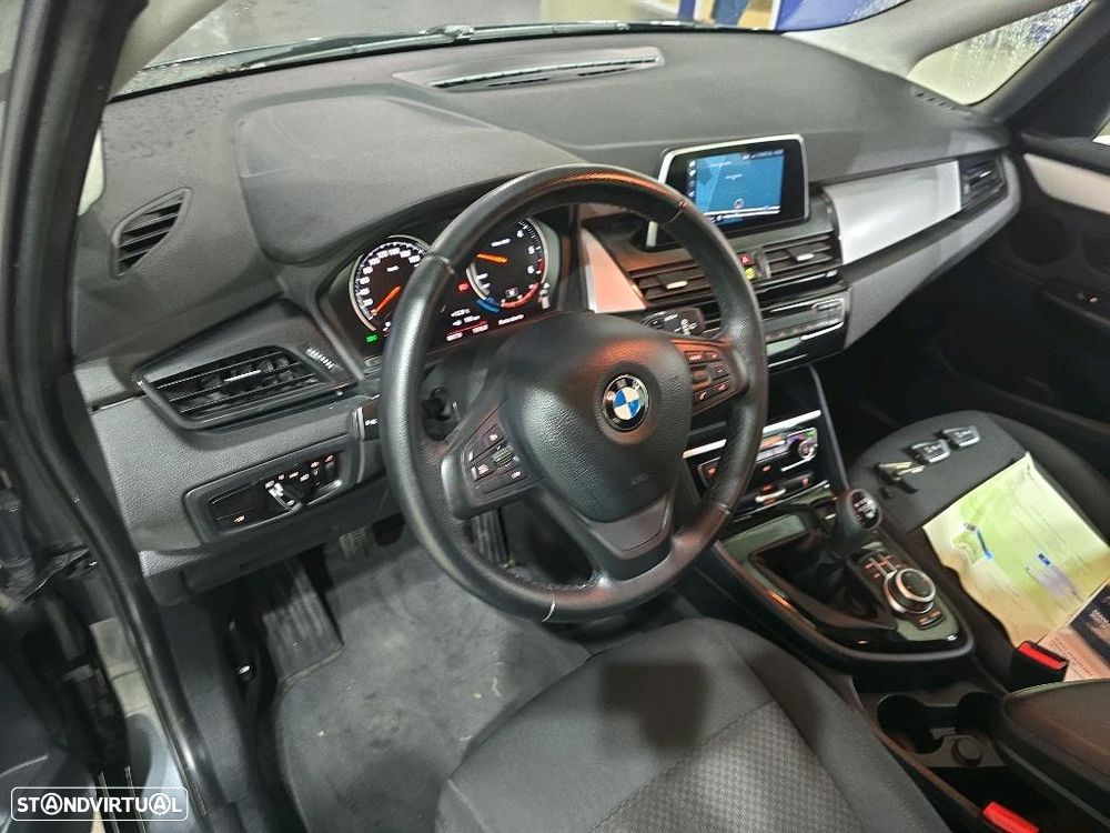 BMW 216 Active Tourer d Advantage - 7