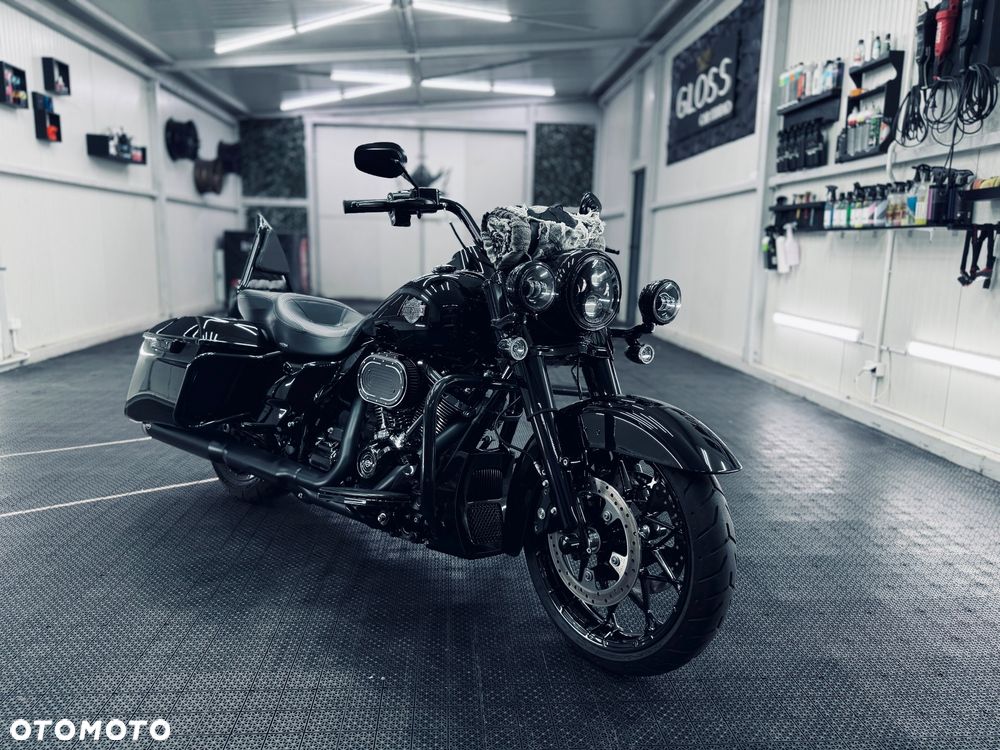 Harley-Davidson Touring Road King - 1