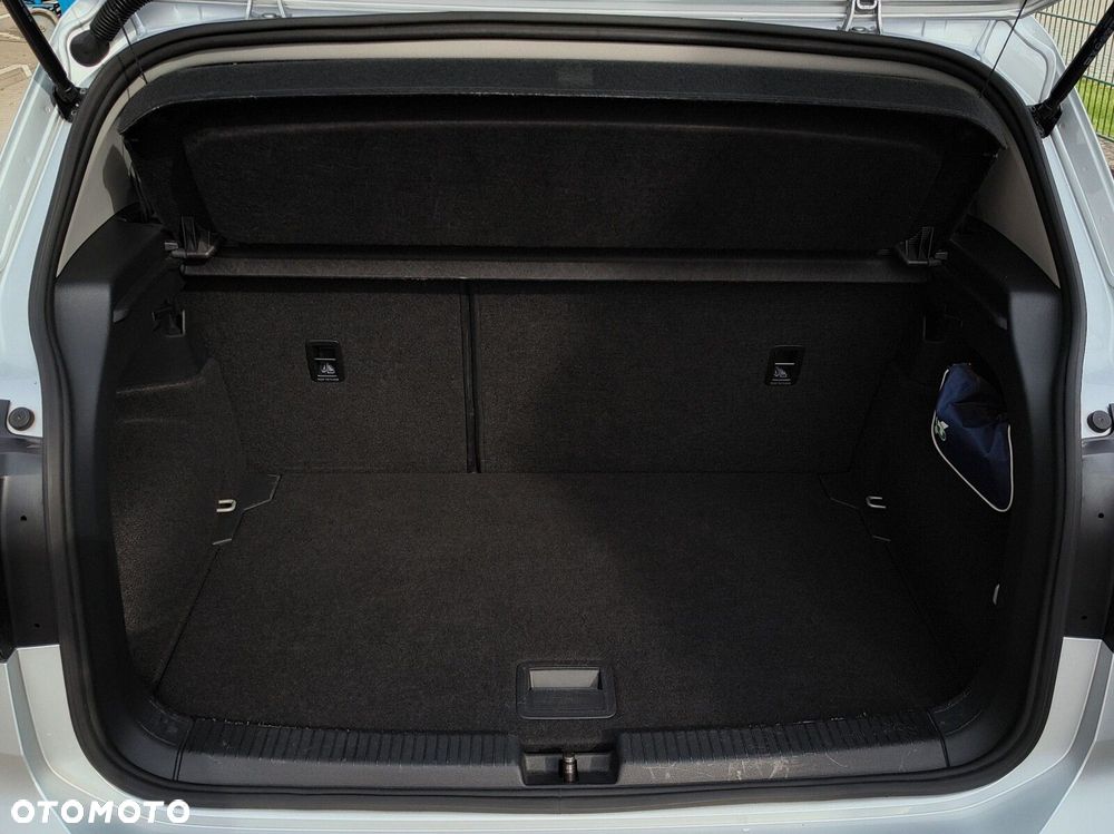 Volkswagen T-Cross - 27